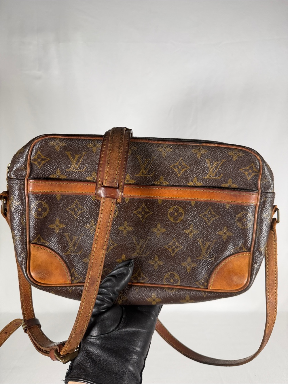 Louis Vuitton Trocadero 27 Monogram Crossbody Bag